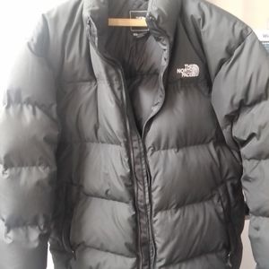 North Face Large Black Puffer Jacket